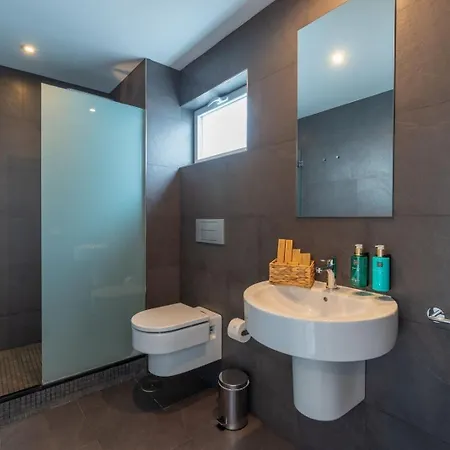 Casa de Férias Ereza Royal Deluxe Hoopoe- 9
