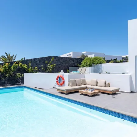 Casa de Férias Ereza Royal Deluxe Hoopoe- 9 *